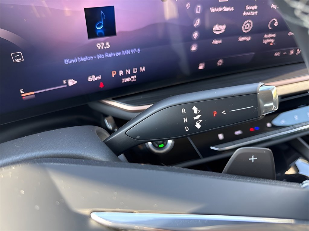 Used 2024 Buick Envision Sport Touring image 28