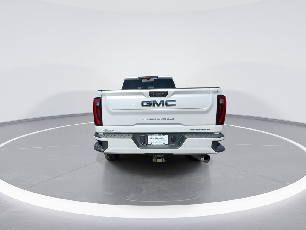 Used 2024 GMC Sierra 2500 Denali Ultimate AWD/4WD image 7