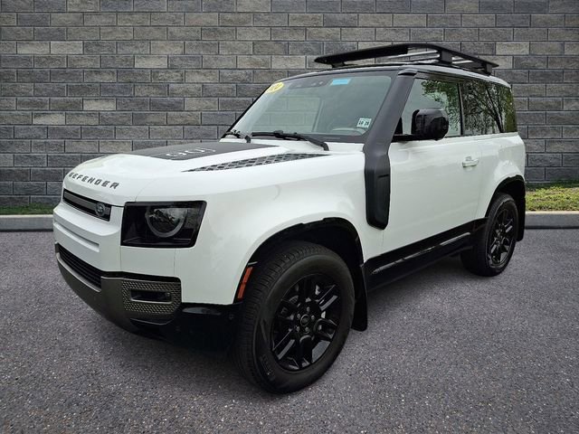 Used 2024 Land Rover Defender 90 X-Dynamic SE AWD/4WD image 3