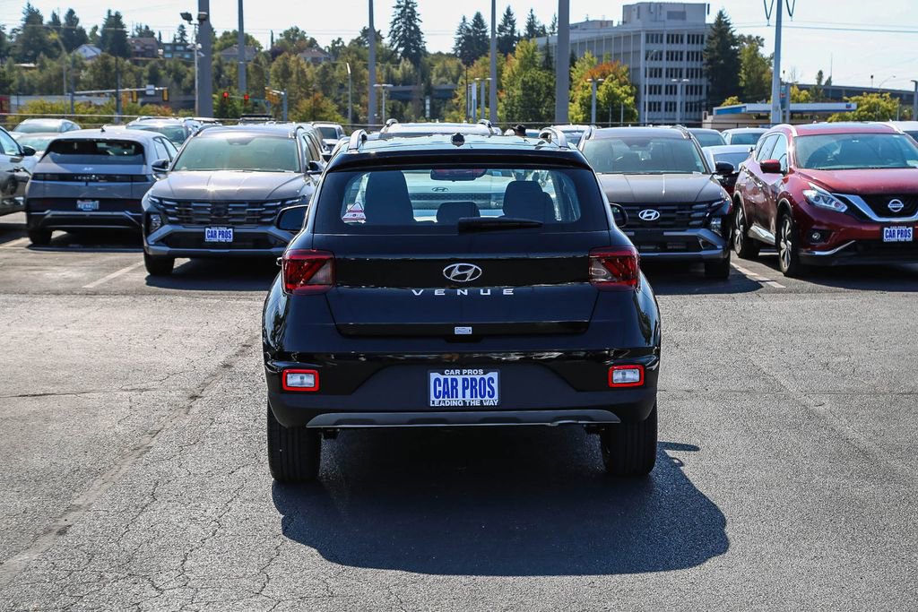 Certified 2026 Hyundai Venue SEL FWD image 8