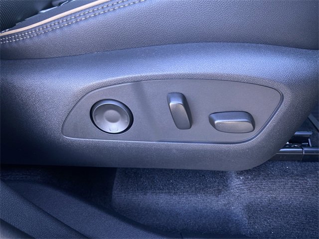 New 2026 Chevrolet Traverse High Country w/ LPO, Floor Liner Package image 38