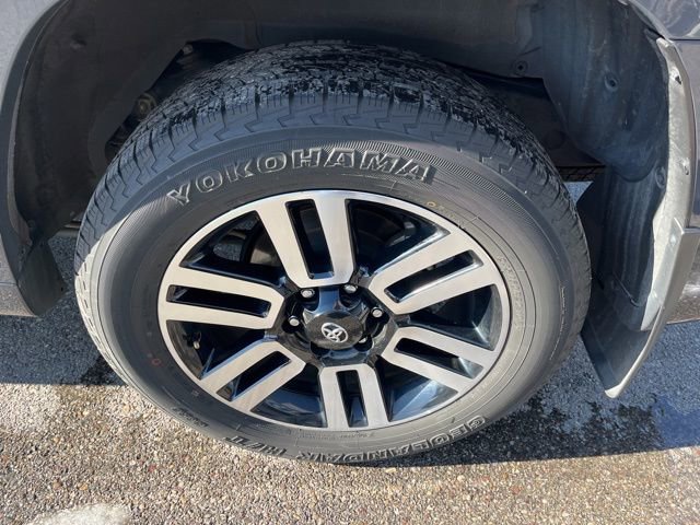 Used 2024 Toyota 4Runner Limited image 19