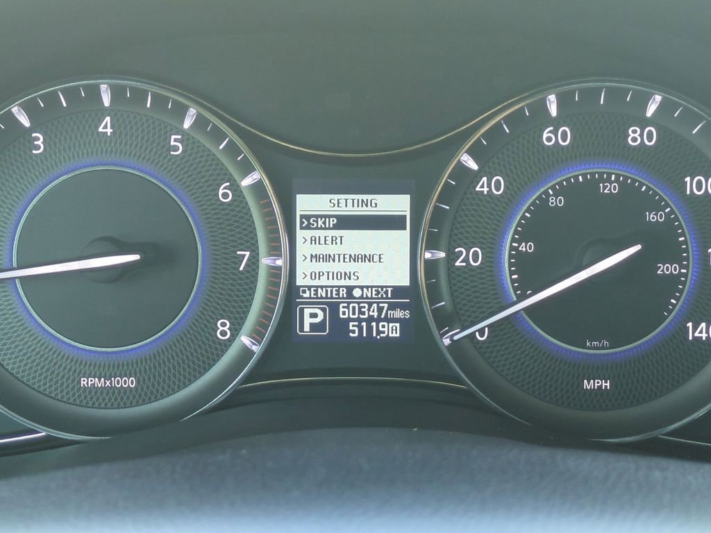 Used 2016 INFINITI QX80 4WD w/ Signature Edition Package image 21