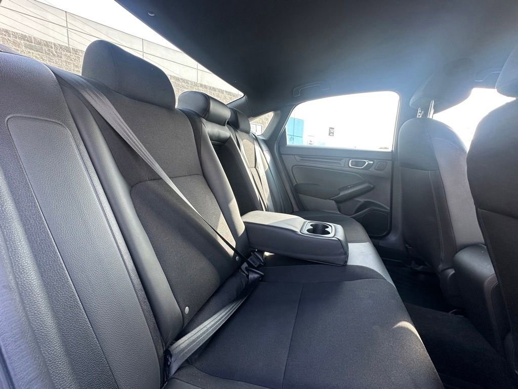 Used 2025 Honda Civic Sport image 40