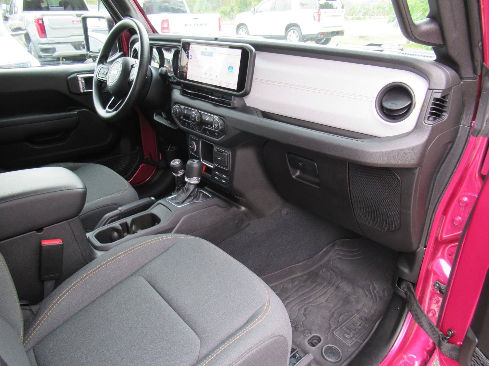 Used 2024 Jeep Wrangler Sport AWD/4WD image 11