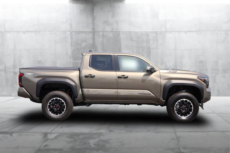 New 2025 Toyota Tacoma TRD Off-Road image 5