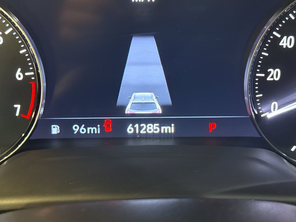 Used 2023 Buick Envision Essence w/ Sport Touring Package FWD image 8
