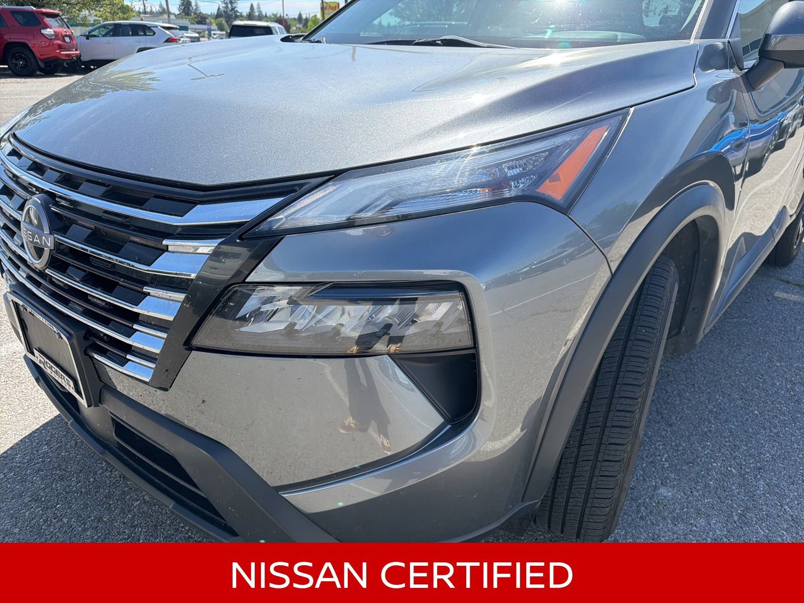 Certified 2024 Nissan Rogue SV AWD/4WD image 2