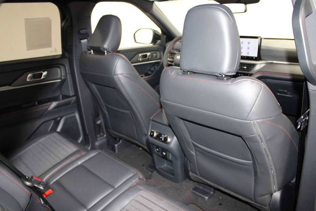 New 2026 Ford Explorer ST-Line image 34