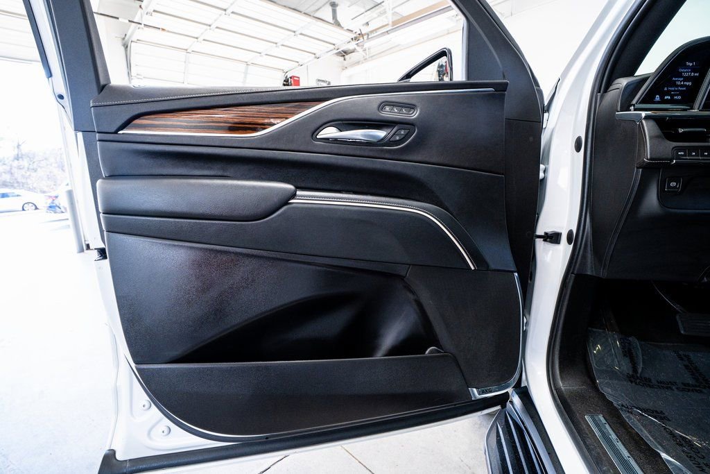 Used 2023 Cadillac Escalade Premium Luxury w/ LPO, Floor Liner Package image 30