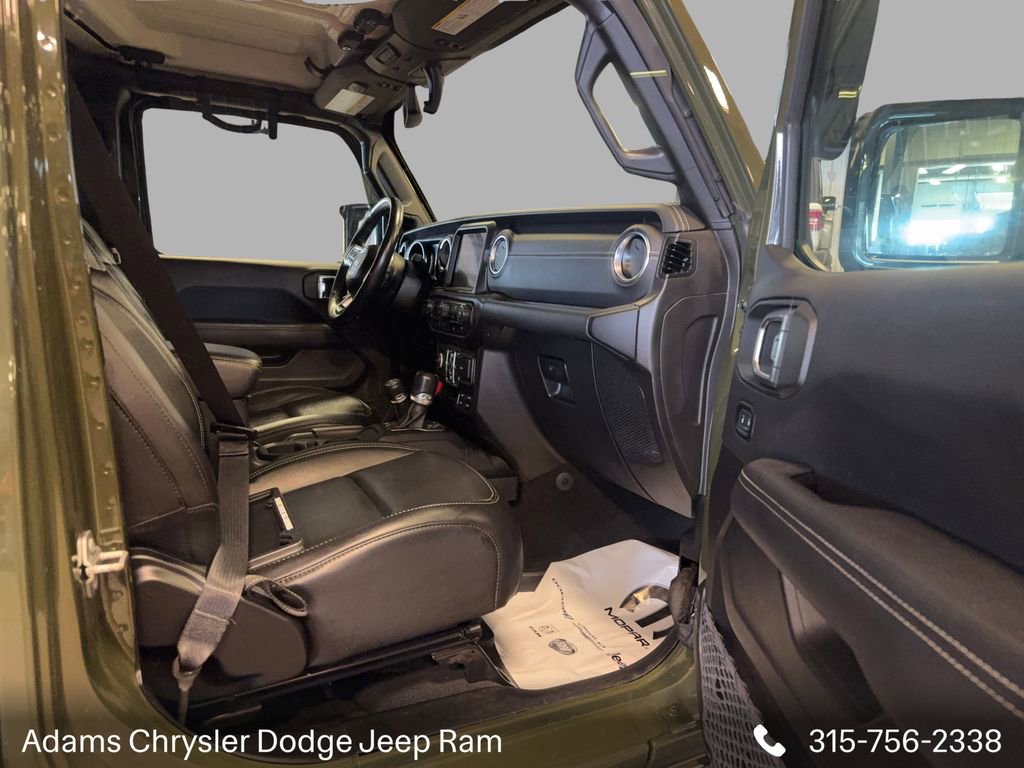 Used 2023 Jeep Wrangler Unlimited Sahara w/ Cold Weather Group image 13