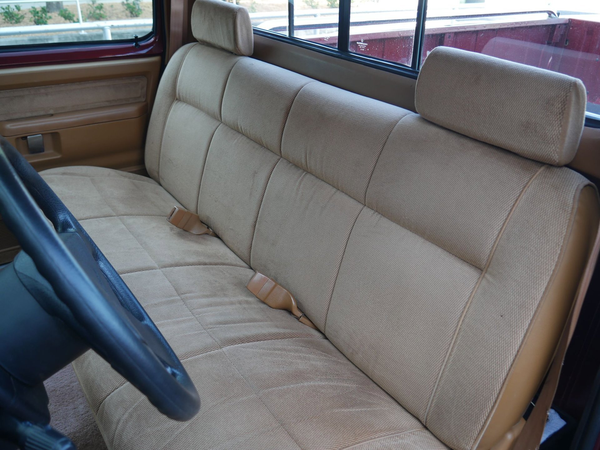 Used 1992 Dodge D/W Truck 150 RWD image 53