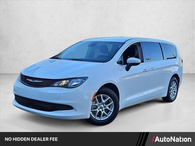 Used 2023 Chrysler Voyager LX FWD video 1