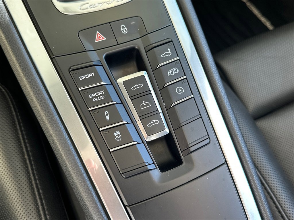Used 2014 Porsche 911 Carrera 4S image 15