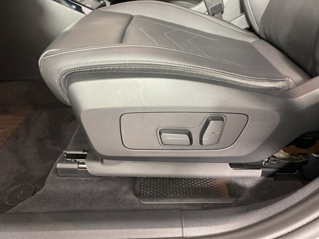 Certified 2023 BMW X1 xDrive28i w/ Convenience Package image 11