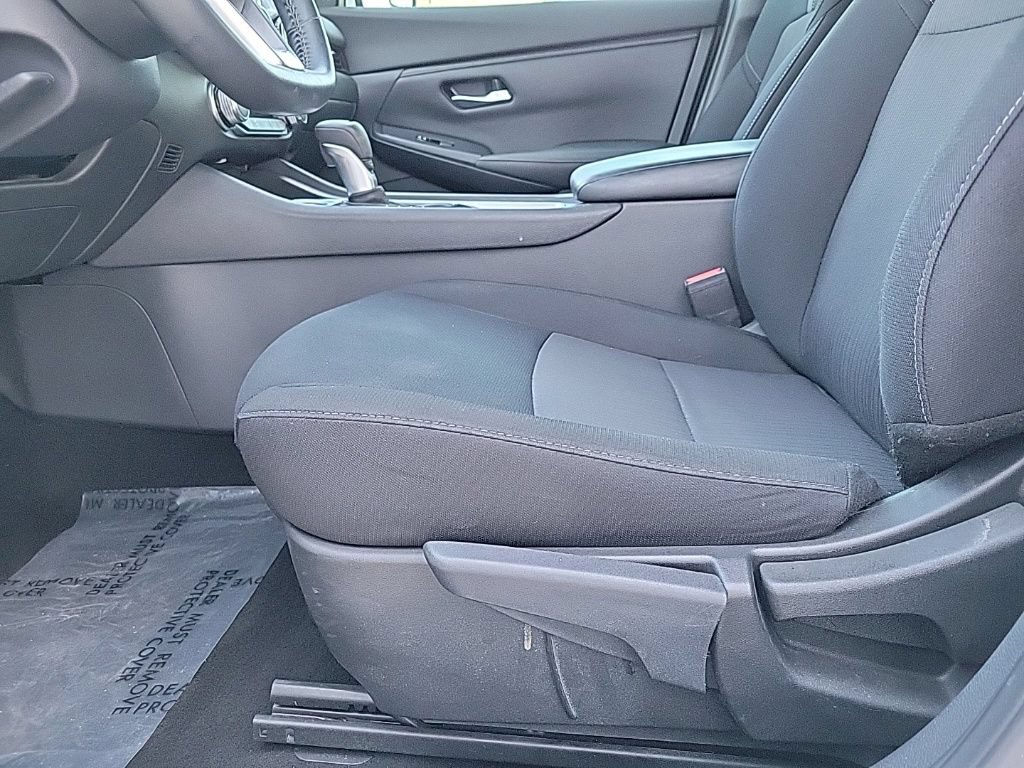 Used 2023 Nissan Sentra SV w/ Trunk Package FWD image 11