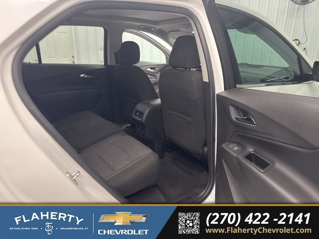 Used 2018 Chevrolet Equinox LT w/ Sun & Infotainment Package image 17