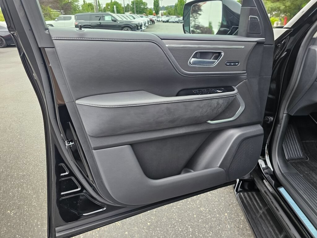 New 2027 INFINITI QX80 Luxe AWD/4WD image 24