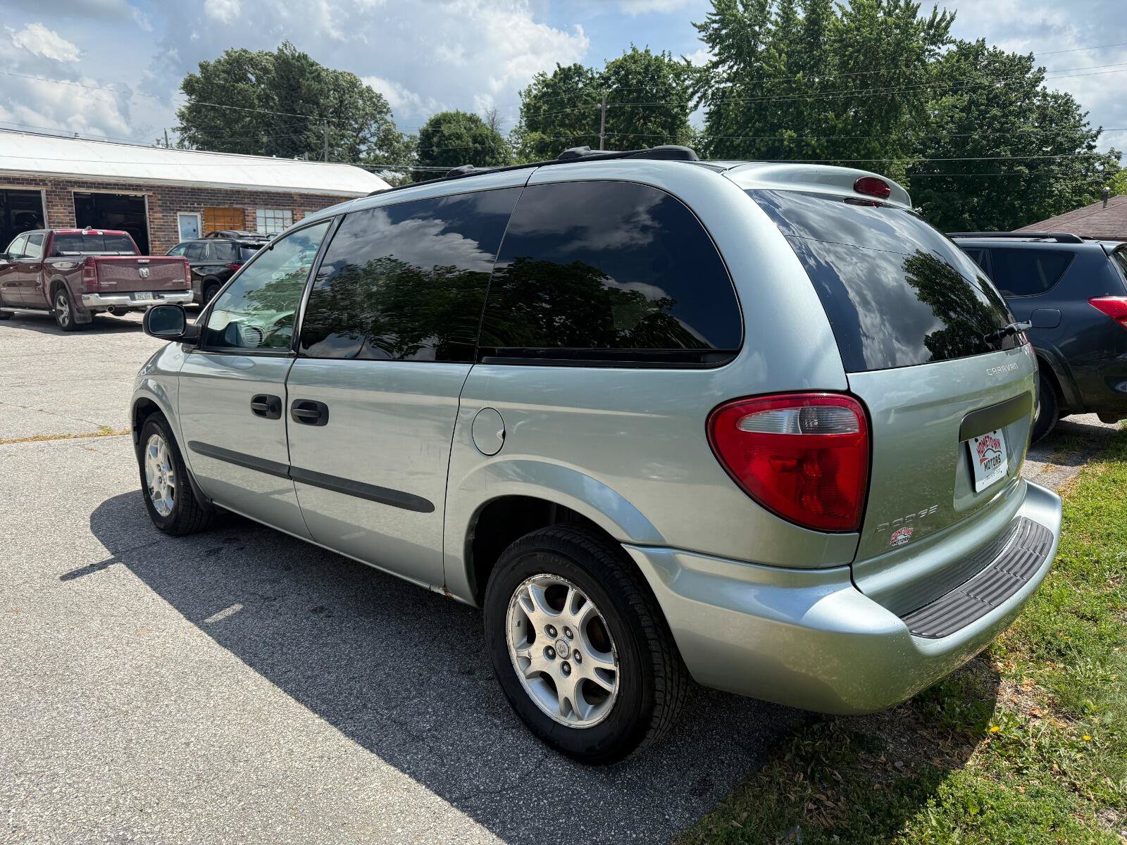 Used 2003 Dodge Caravan SE FWD image 8