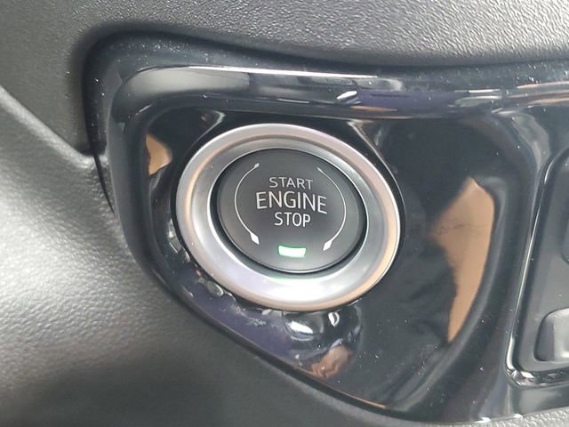 Used 2025 Chevrolet Silverado 1500 High Country w/ Technology Package image 26