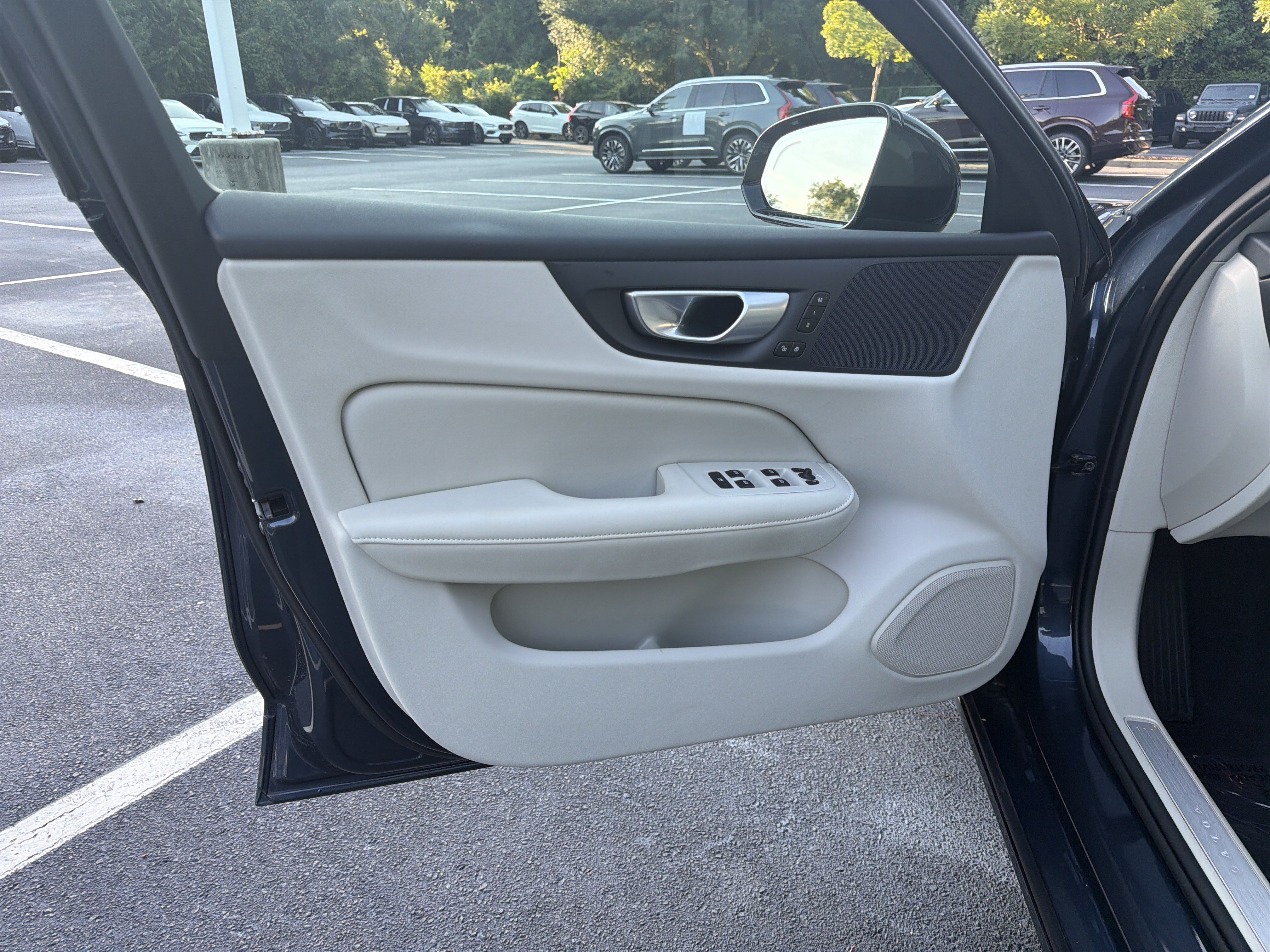 Used 2024 Volvo S60 B5 Core w/ Climate Package AWD/4WD image 14