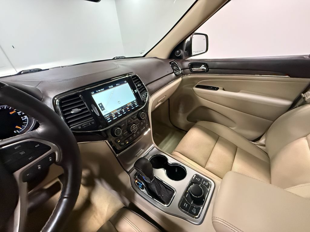 Used 2021 Jeep Grand Cherokee Overland w/ Protech Group AWD/4WD image 82