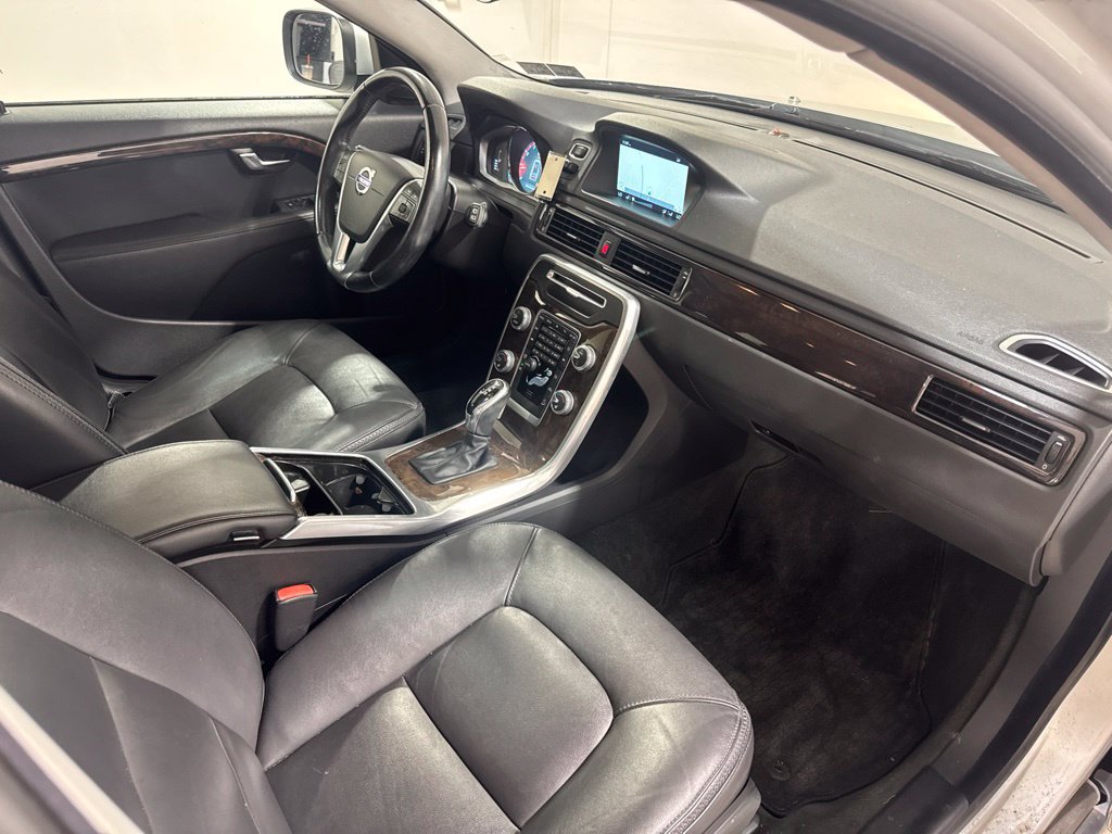 Used 2015 Volvo XC70 3.2 Premier AWD/4WD image 27