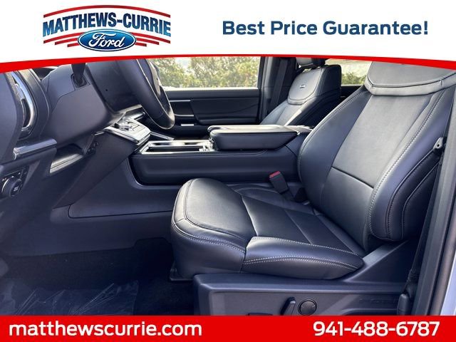 New 2026 Ford Expedition Platinum w/ Stealth Appearance Package AWD/4WD image 9