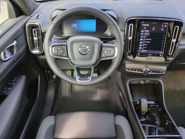 Used 2024 Volvo C40 Recharge Core w/ Climate Package image 14