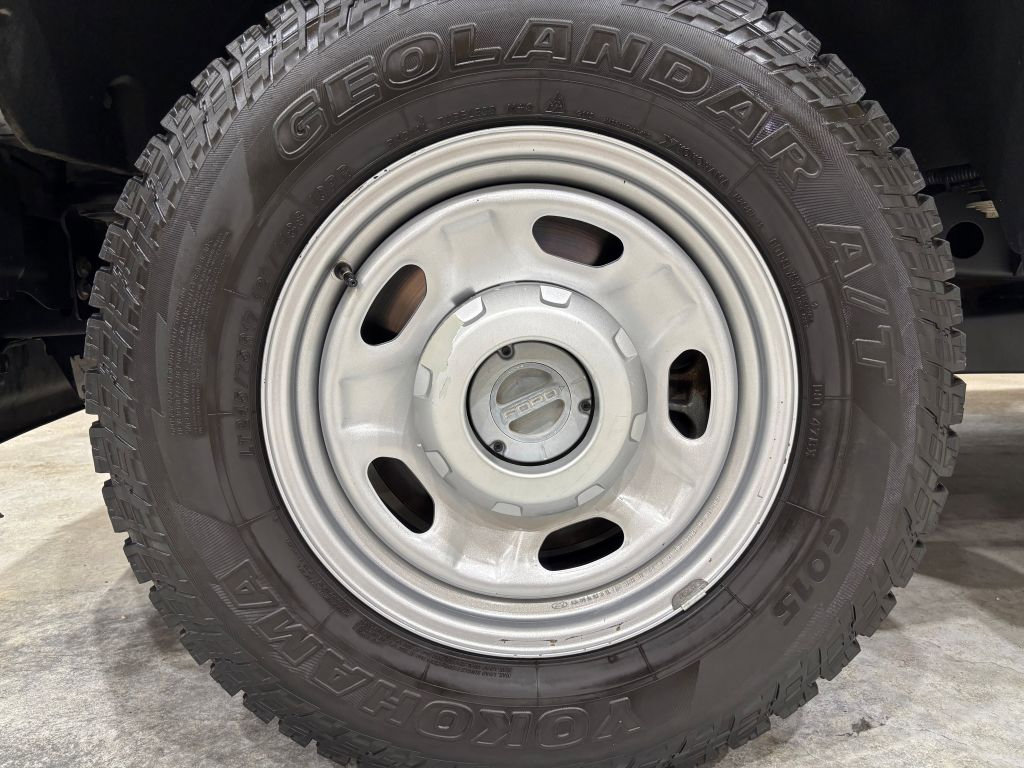 Used 2019 Ford F250 XL w/ Power Equipment Group image 26