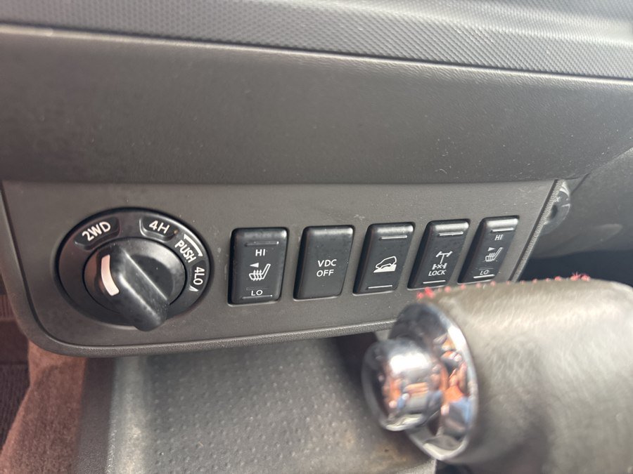 Used 2011 Nissan Frontier PRO-4X w/ Pro-4x Luxury Pkg AWD/4WD image 29