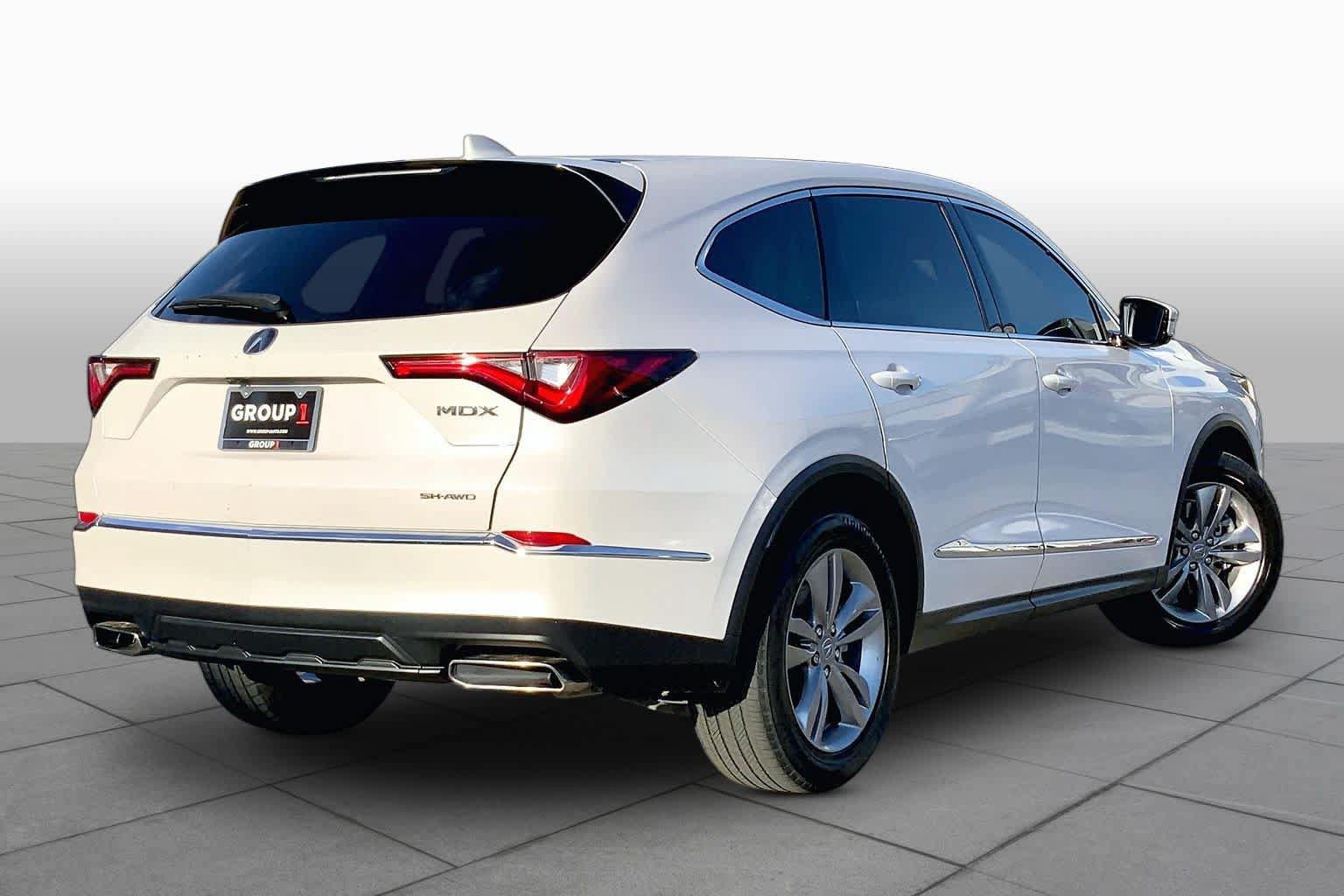 Used 2024 Acura MDX SH-AWD image 12