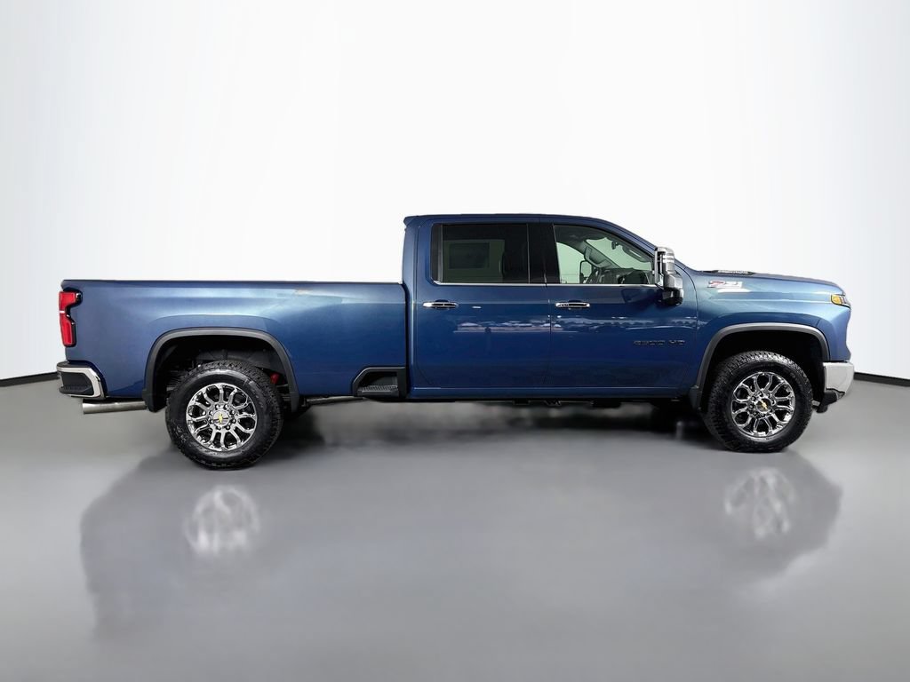 New 2026 Chevrolet Silverado 2500 LTZ w/ LTZ Convenience Package AWD/4WD image 8