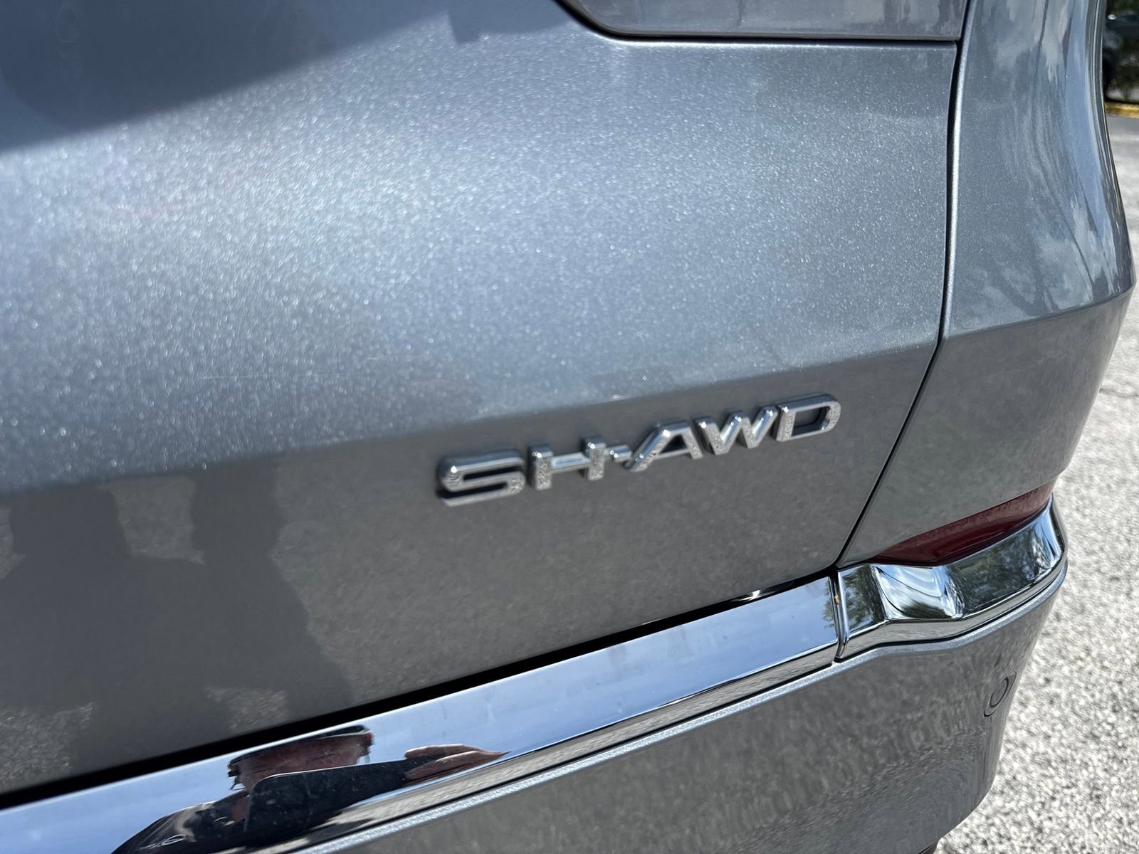 Used 2023 Acura MDX SH-AWD w/ Technology Package image 15