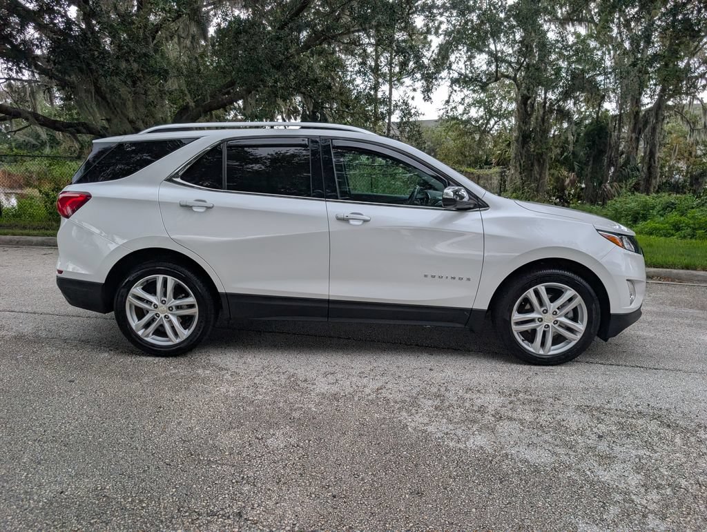 Used 2020 Chevrolet Equinox Premier FWD image 10