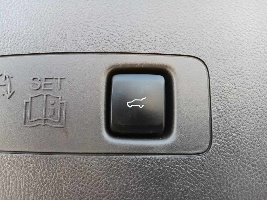 Used 2021 Lincoln Corsair Reserve w/ Equipment Group 201A image 30