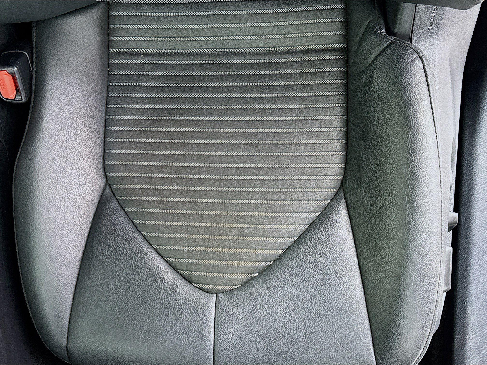 Used 2023 Toyota Camry SE FWD image 19
