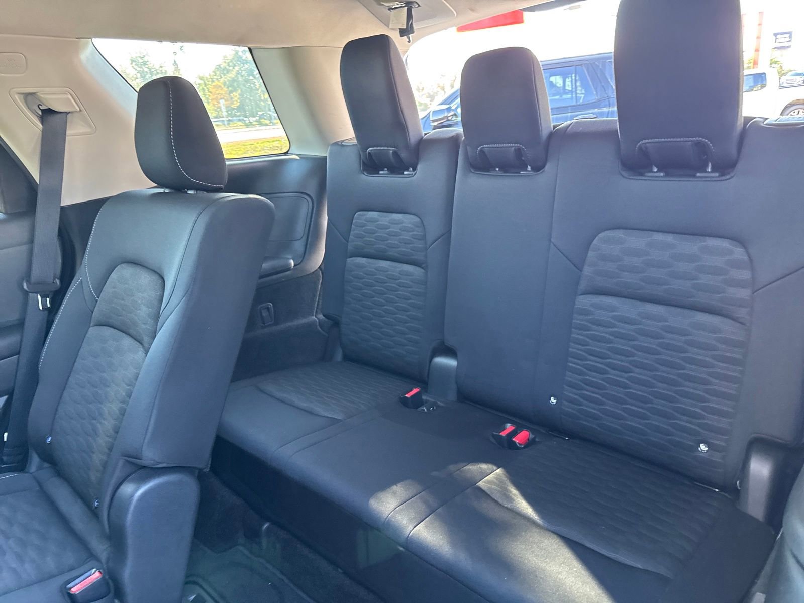 Certified 2024 Nissan Pathfinder SV image 25