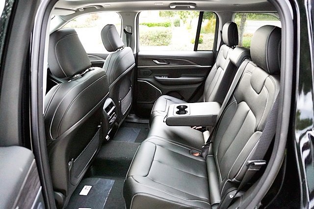 New 2023 Jeep Grand Cherokee Limited 4xe image 20