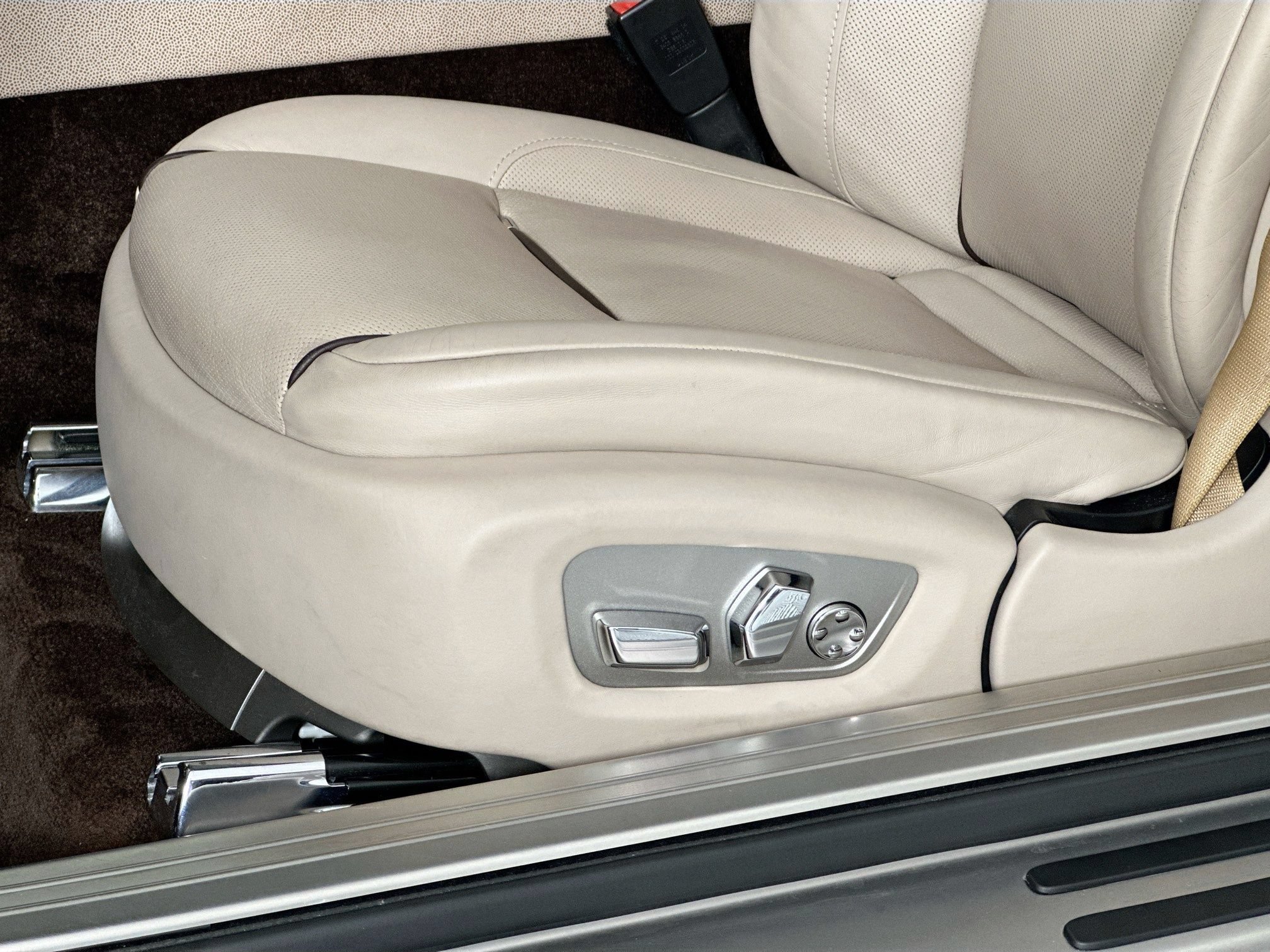 Certified 2015 Rolls-Royce Wraith RWD image 20