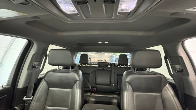 Used 2025 GMC Sierra 1500 SLT AWD/4WD image 30