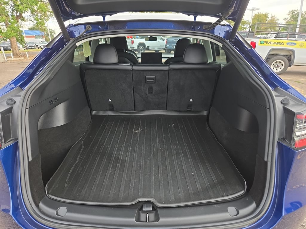 Used 2022 Tesla Model Y Performance AWD/4WD image 18