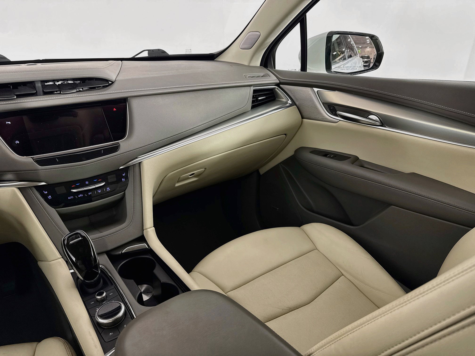 Used 2021 Cadillac XT5 Premium Luxury AWD/4WD image 24