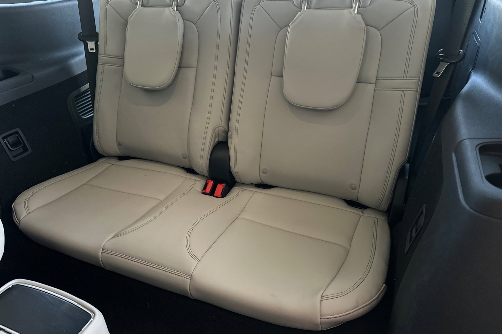 New 2025 Lincoln Aviator Reserve w/ Luxury Package image 14