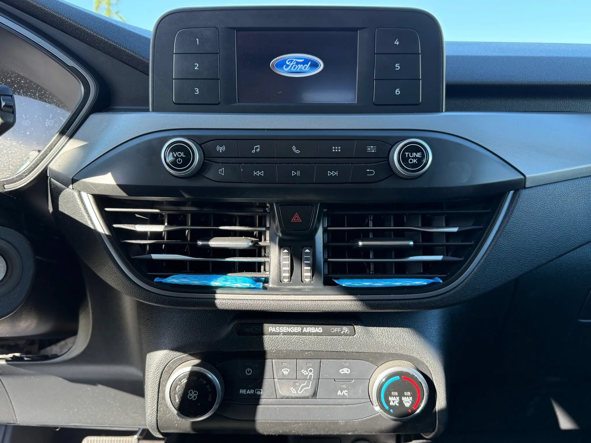Used 2020 Ford Escape S AWD/4WD image 25