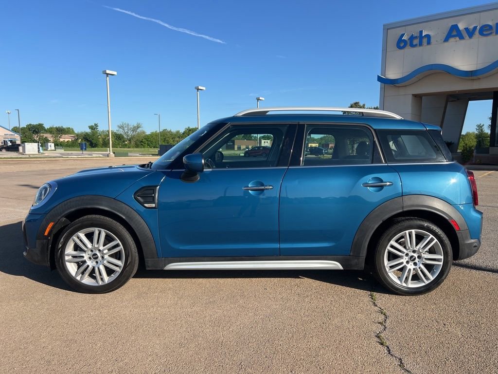 Used 2022 MINI Cooper Countryman FWD image 2