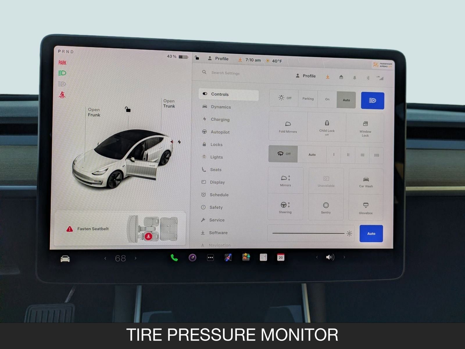 Used 2020 Tesla Model 3 Standard Range Plus image 18