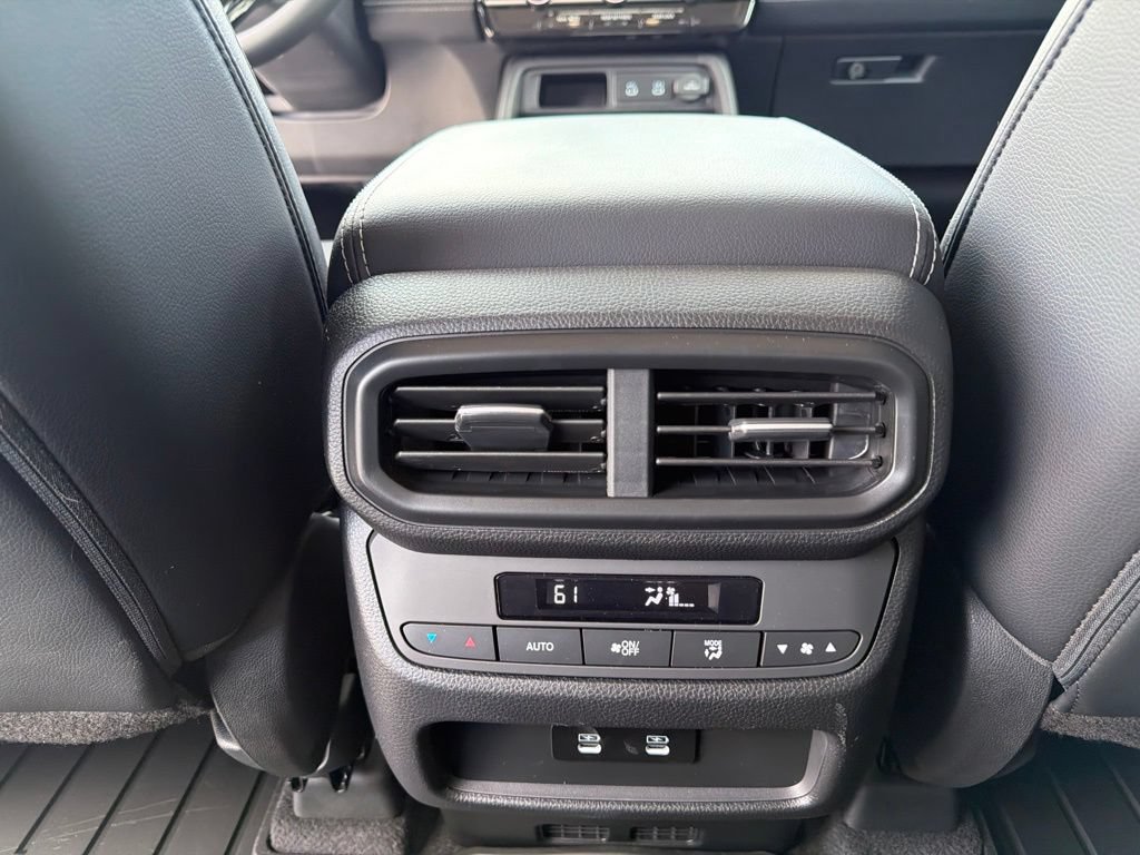 Used 2026 Honda Pilot EX-L image 12