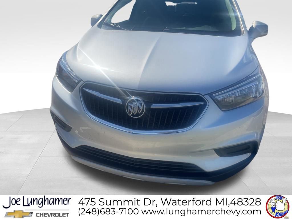 Used 2021 Buick Encore Preferred w/ Safety Package image 2