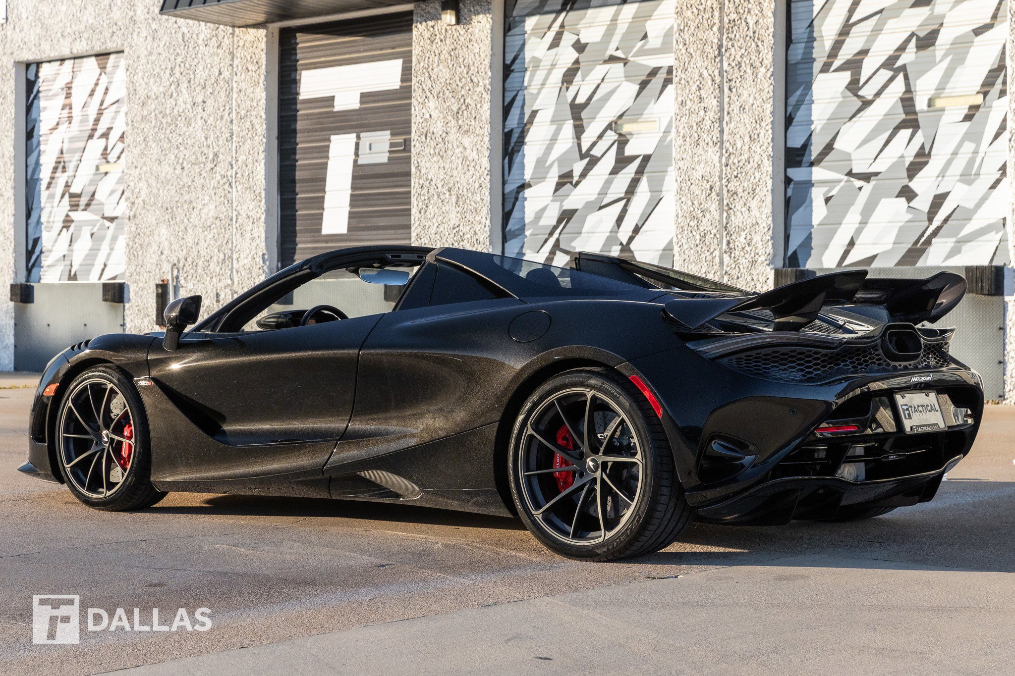 Used 2024 McLaren 750S Spider image 11